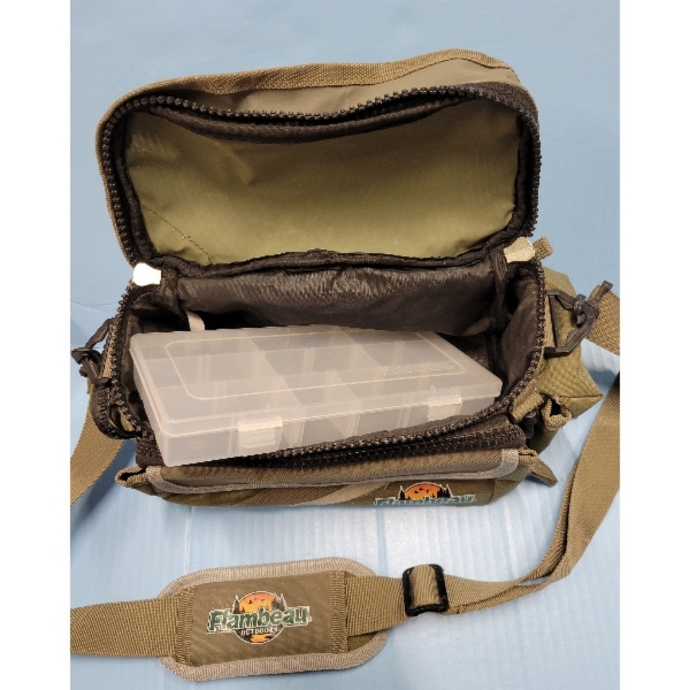 FLAMBEAU OUTDOORS AZ3 SOFT SIDED FISHING TACKLE BAG Box Fly Lure Bait Fish New - Picture 5 of 5